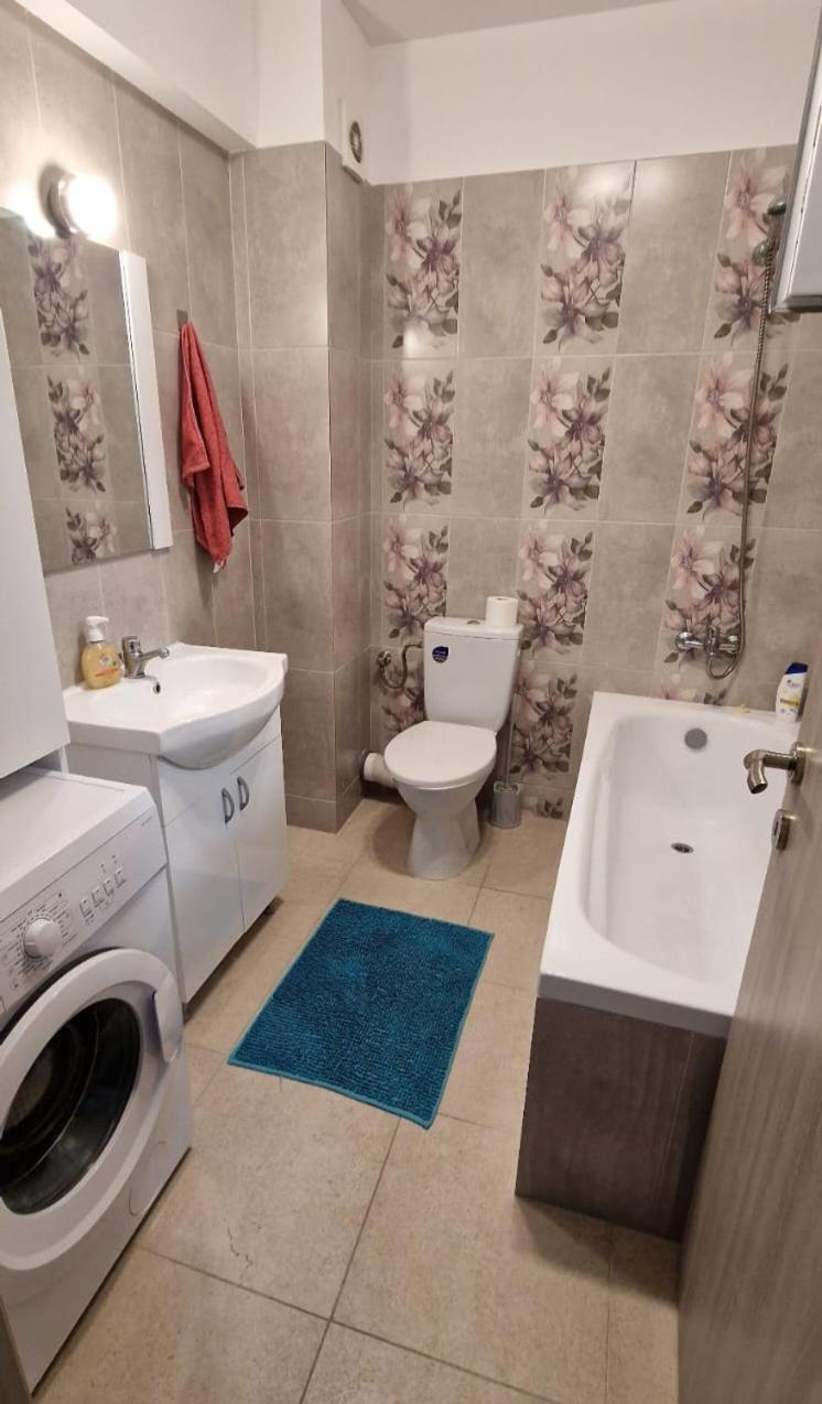 Apartament 3 Cam Grand Arena Букурещ Екстериор снимка